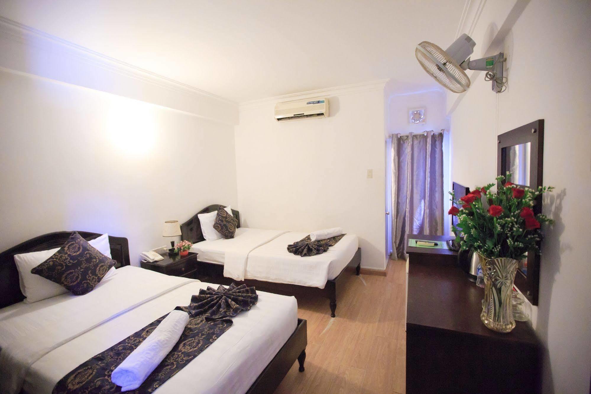 Pho Bien Hotel Nha Trang Exterior foto